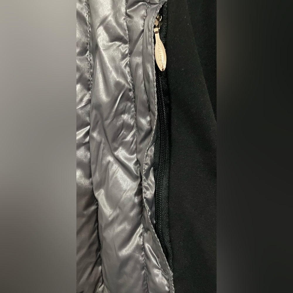 Calvin Klein 2X Silver Premium Down Full Zip Puffer Vest Lightweight Packable - Picture 8 of 9